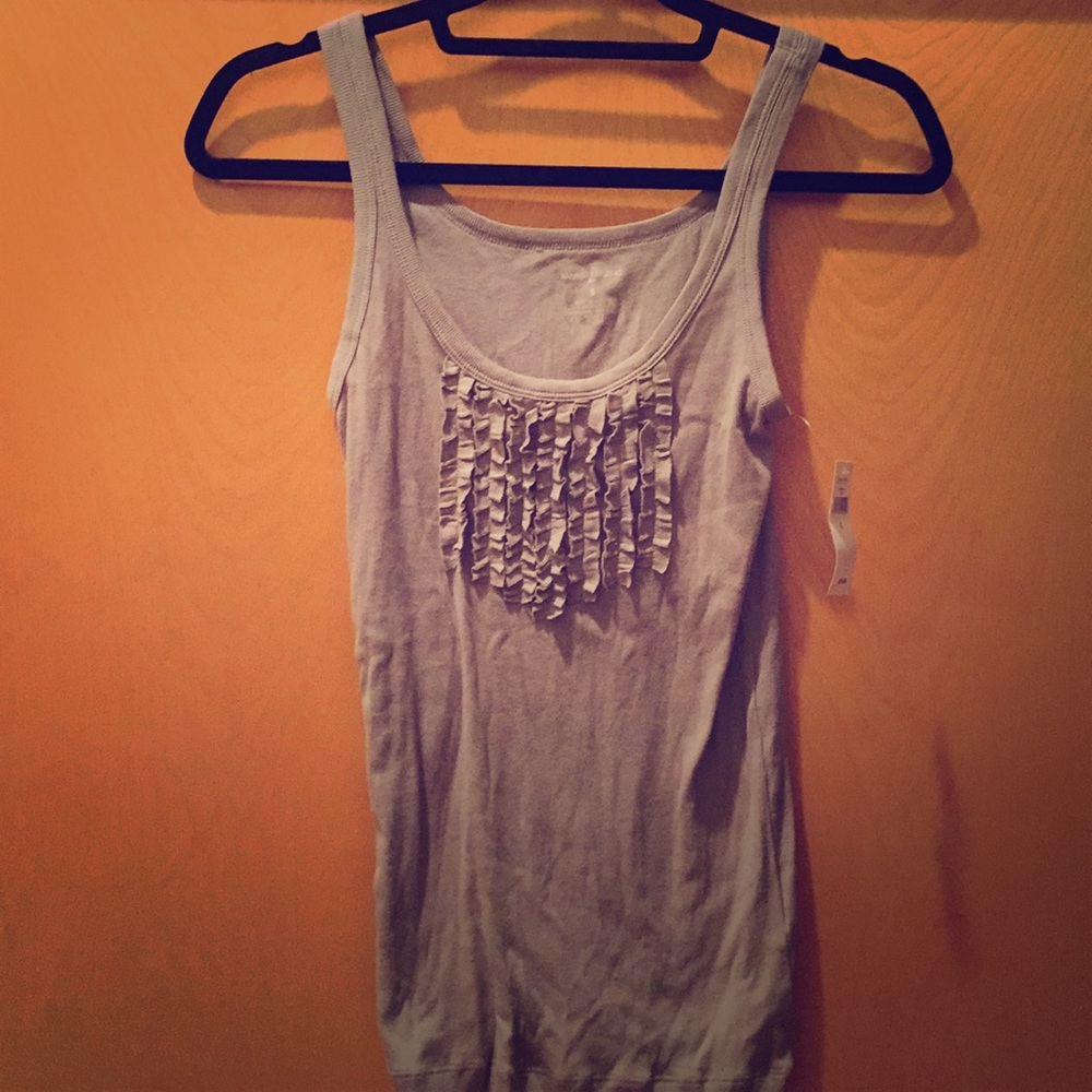 Gray tank top with ruffle design